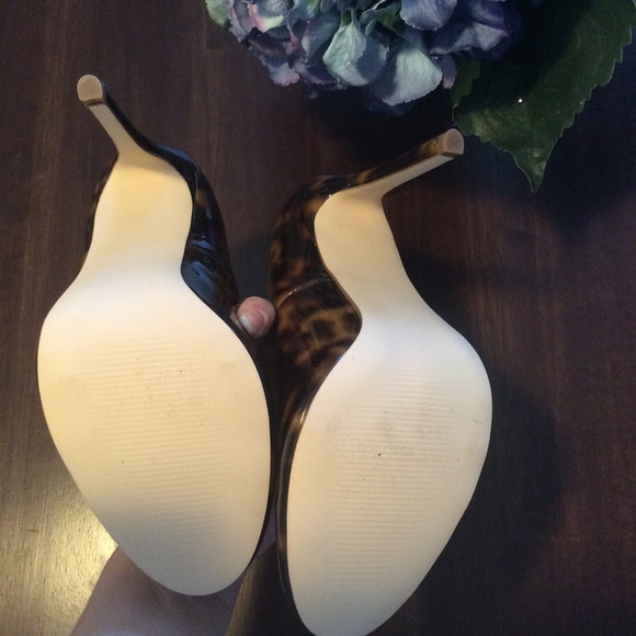 Tortoise shell print heels - Picture 2 of 5
